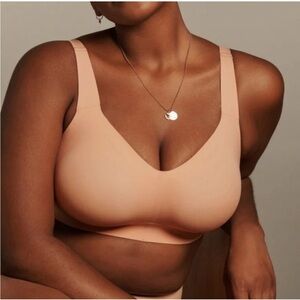 Evelyn Bobbie | Beyond Bra